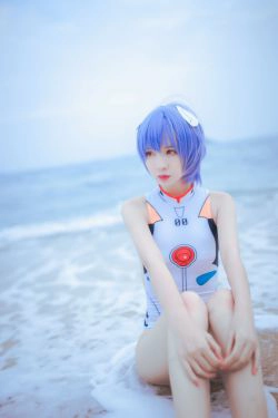 疯猫ss《泳装凌波女神》(37P)