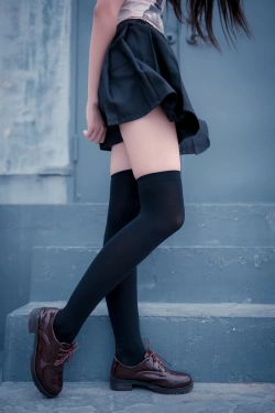 [风之领域] NO.145 黑丝黑猫少女(41P)