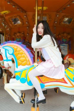 [风之领域] NO.146 白丝粉红少女户外(34P)