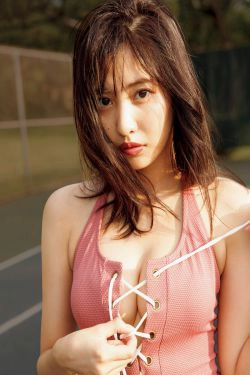 [FRIDAY] 2018.06.01 佐野ひなこ 話題の写真集から「神ハ・スト」を先行公開！(10P)