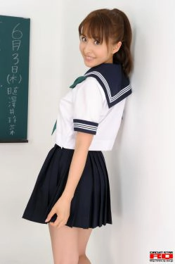 [RQ-STAR] NO.00312 Rena Sawai 澤井玲菜 School Girl 写真集(136P)-学生装