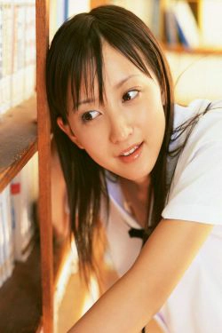 [Wanibooks] NO.10 Ayaka Komatsu 小松彩夏(200P)