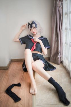 [萝莉COS] 木绵绵OwO - 贞德（黑）(23P)