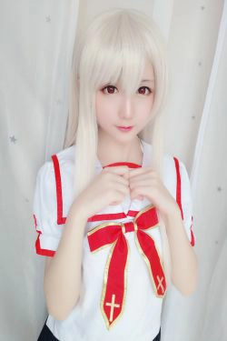 [萝莉COS] 星之迟迟 VOL.03 伊莉雅同人包(60P)
