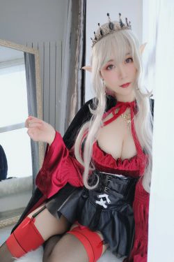 [萝莉COS] 白银 - 皇家吸血鬼(50P)