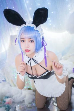 [萝莉COS] 洛丽塔大哥 - 蕾姆兔女郎(17P)