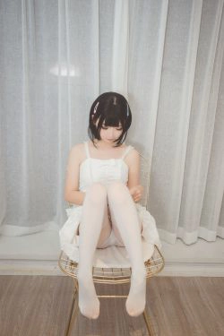 [萝莉COS] 面饼仙儿 - 白色空间(9P)