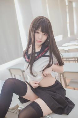 [萝莉COS] Yoko宅夏Cos - 黑丝JK(39P)