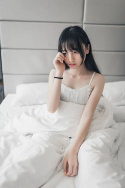 [喵糖映画] VOL.006 无邪的笑容(37P)