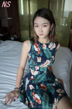 [纳丝摄影]  依依 超美腿无缝丝袜嫩脚(91P)