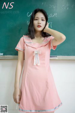 [纳丝摄影]  小蝴蝶 纯纯的丝袜帆布鞋(50P)