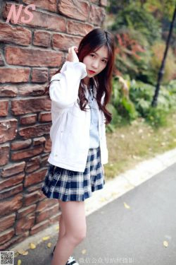 [纳丝摄影] NO.104 小山药 丝袜运动鞋(67P)