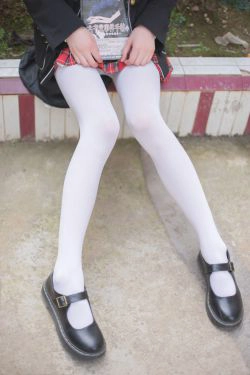 [轻兰映画] VOL.016  JK浴室白丝(74P)