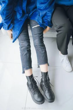 [丝意SIEE] 含含&圆圆 镜中姐妹（下）(51P)