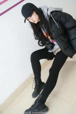 [丝意SIEE] No.433 含含《伊人在水一方》(64P)