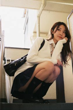 人气Coser黑川 楼道(22P)