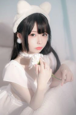 十万珍吱伏特福利 睡裙(12P)