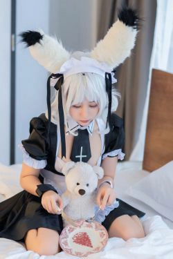 微博福利姬镜酱 希尔(20P)