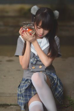 [COS福利] 人气Coser二佐Nisa - JK水手服(19P)