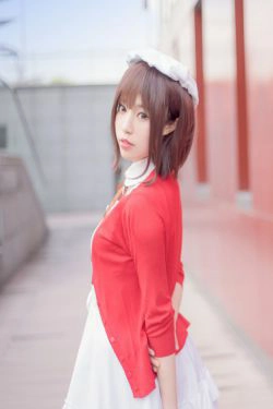 [COS福利] 萌妹白易子教主 - 加藤惠(12P)