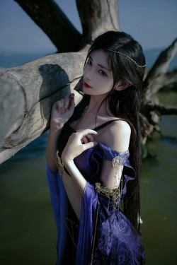 [COS福利] 动漫博主南桃Momoko - 九灵常服(16P)