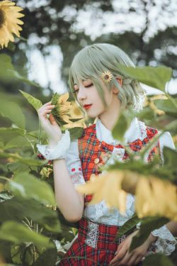 [COS福利] 小姐姐弥音音ww - 四季のフラワーマスター(17P)