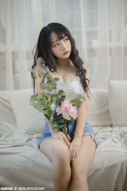 [喵糖映画] VOL.288 客厅少女(20P)