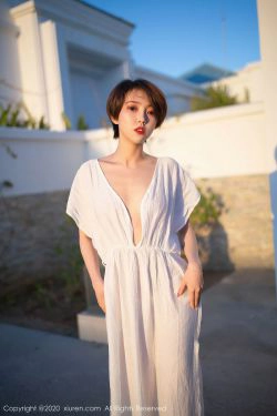 [秀人XiuRen] No.2405 冯木木LRIS(82P)