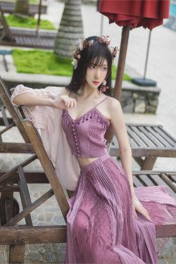 [Cosplay写真] 动漫博主南桃Momoko - 紫日常(10P)