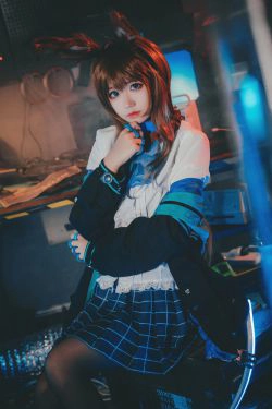 [网红COSER] 猫君君MaoJun - 明日方舟 阿米娅(52P)