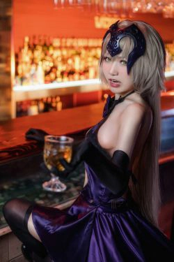 [网红COSER] 肉宅 - 聖夜の晚餐(15P)