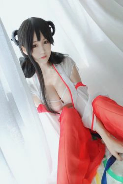 [网红COSER] 动漫博主小仓千代w - 巫女(34P)