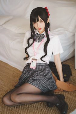 [网红COSER] COS福利rioko凉凉子 - 放课后的学姐(40P)