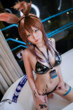 [网红COSER] COS妹子Arty亞緹 - 黑胶兔女郎(20P)
