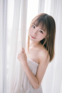 [网红COSER] 动漫博主Kitaro_绮太郎 - 纯白浴巾(44P)