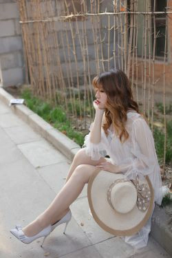 [奈丝] NO.056 高高 故事的小黄花(37P)