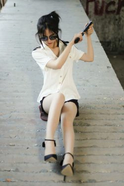 [奈丝] NO.123 小仙 怎么不好好穿鞋(35P)