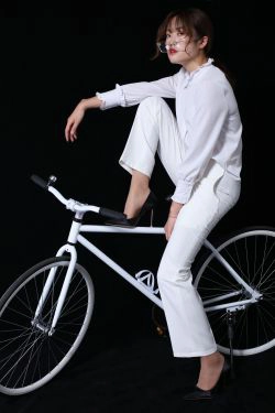 [奈丝] NO.126 可乐 御姐套装 裤里丝(33P)