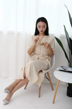 [奈丝] NO.136 秀秀 温柔奶茶色系(35P)