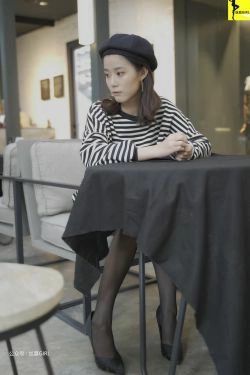 [丝慕] 第025期 四月 《谁是谁的腿》(57P)