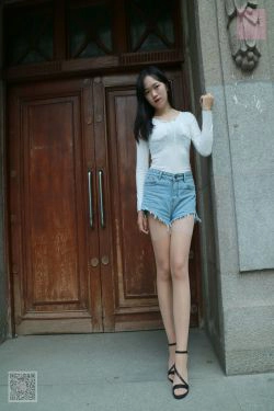 [思话SiHua] SH010 子琦 类似街拍(85P)