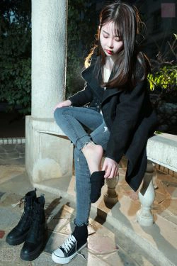 [思话SiHua] SH059 苏羽 苏羽第一次冬日夜景(83P)