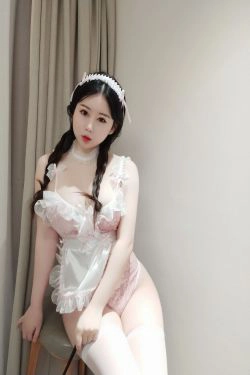 [Cosplay] 蜜桃少女是依酱呀 - 冬季女友(45P)