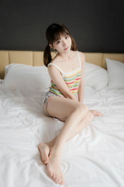 [Cosplay] 动漫博主Kitaro_绮太郎 - 邻家女孩(40P)