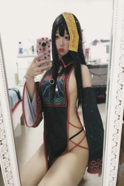 [COS福利] 猫君君MaoJun - 小僵尸(14P)