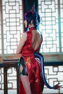 [COS福利] Coser小姐姐星之迟迟 - 明日方舟《陈》(20P)