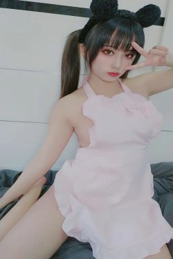 [COS福利] 动漫博主洛璃LoLiSAMA - 猫咪围裙(95P)