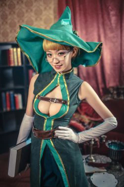 [COS福利] The Vagrant Cosplay Album - 沧霁桔梗《赫本》(32P)