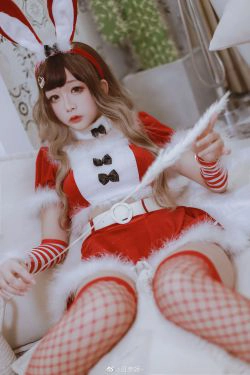 [COS福利] 日奈娇 - 圣诞节(11P)