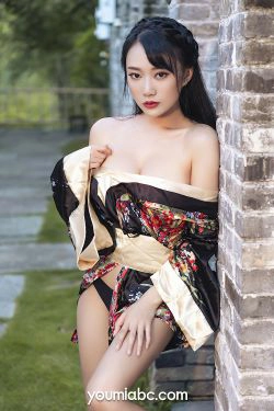[尤蜜YouMiabc]  何嘉颖 和风煦女(32P)